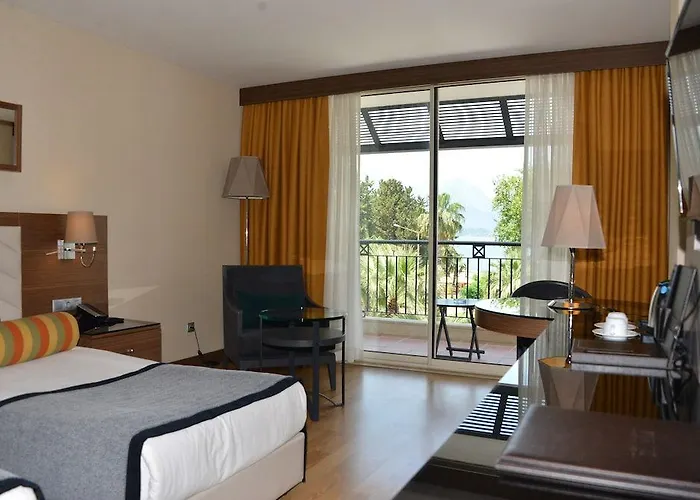 호텔 Imperial Turkiz 안탈리아